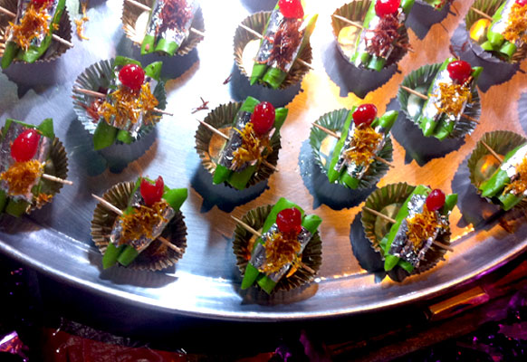 paan Paan. Bombay, India.