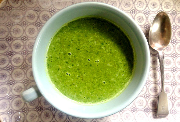 Pea, kale & fennel seed soup Pea, kale, fennel & smokey bacon soup